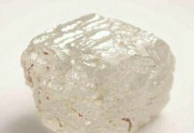 A CHRISTIAN PASTOR FOUND 706/709 CARAT DIAMOND IN KONO, SIERRE LEONE A CHRISTIAN PASTOR FOUND 706/709 CARAT DIAMOND IN KONO, SIERRE LEONE