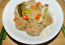 HOONTOO (SIERRA LEONEAN STEAMED BEEF AND POLENTA DUMPLINGS) by Elsie Davies Hoontoo (Sierra Leonean Steamed Beef and Polenta Dumplings)