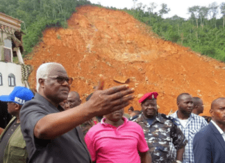 President Koroma visits scene of deadly mudslide, receives donation from Mercury International President Koroma visits scene of deadly mudslide, receives donation from Mercury International