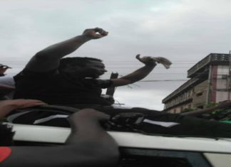 As Sara De Great spends 4 days in detention, celebrities storm the CID headquarters As Sara De Great spends 4 days in detention, celebrities storm the CID headquarters