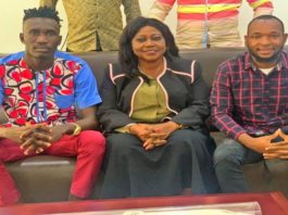 Ministry of Tourism Memunatu Pratt engaged Markmuday on the importance of involving young people into music